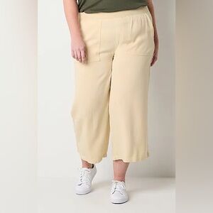 St. John's Bay Wide Leg High Rise Plus Capris NWT